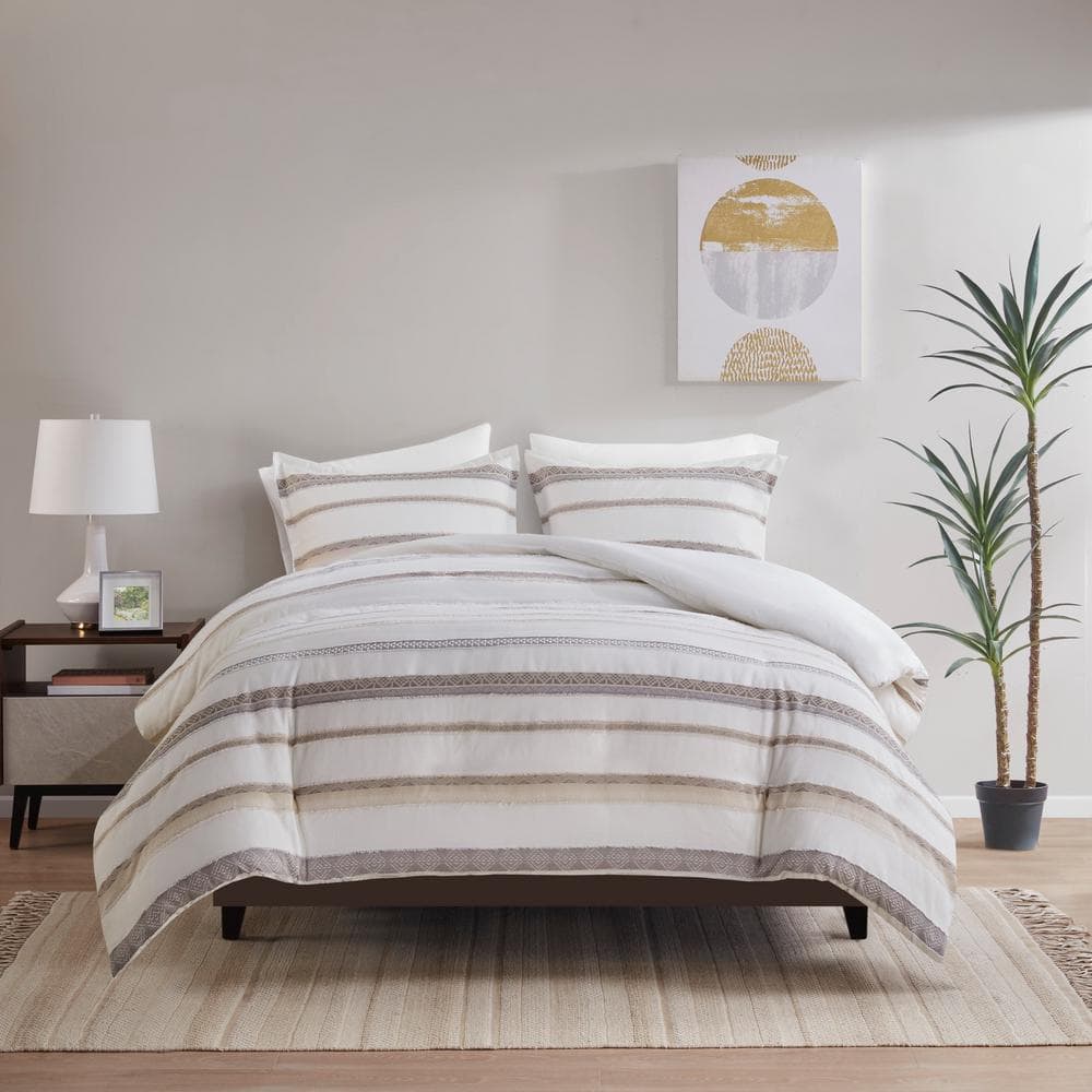 Neutral Clipped Jacquard King/Cal King Duvet Cover Set