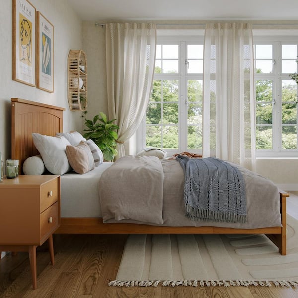 Nantucket Light Toffee Natural Bronze Solid Wood Frame Full Low Profile Platform Bed with Matching Footboard