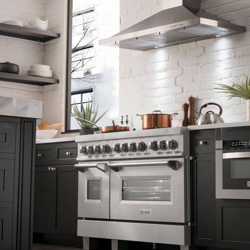 ZLINE 48" Stainless Steel Dual Fuel Range with Brass Burners