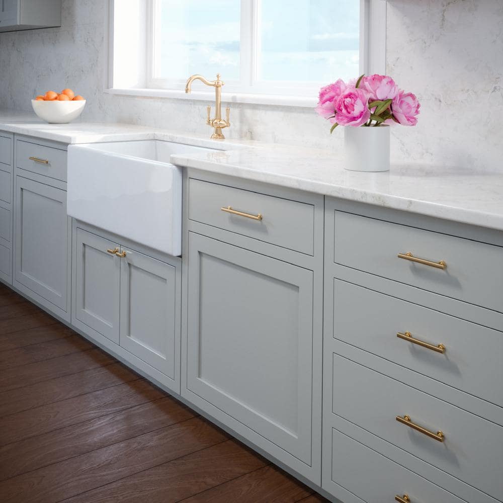 Flynn 7.5" Satin Brass Rectangular Bar Pull