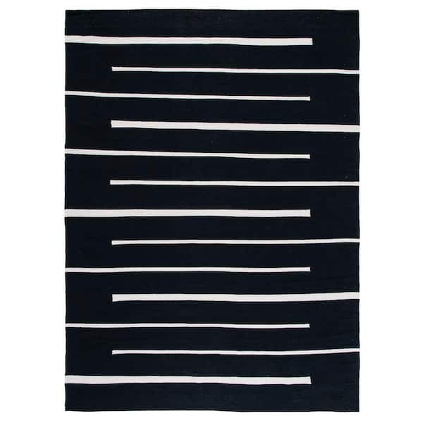 SAFAVIEH Montauk Black/Ivory 9 ft. x 12 ft. Geometric Lines Area Rug