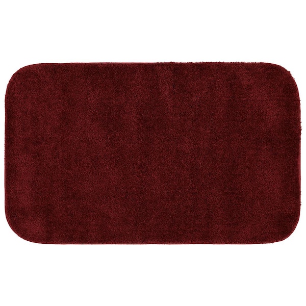 Garland Rug Traditional Chili Pepper Red 24 in. x 40 in. Washable Bathroom Accent Rug