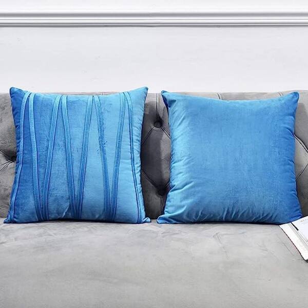 https://images.thdstatic.com/productImages/b0d4ae2e-a3d6-4247-b26b-564f4722c7c0/svn/outdoor-throw-pillows-b086l5xl61-1f_600.jpg