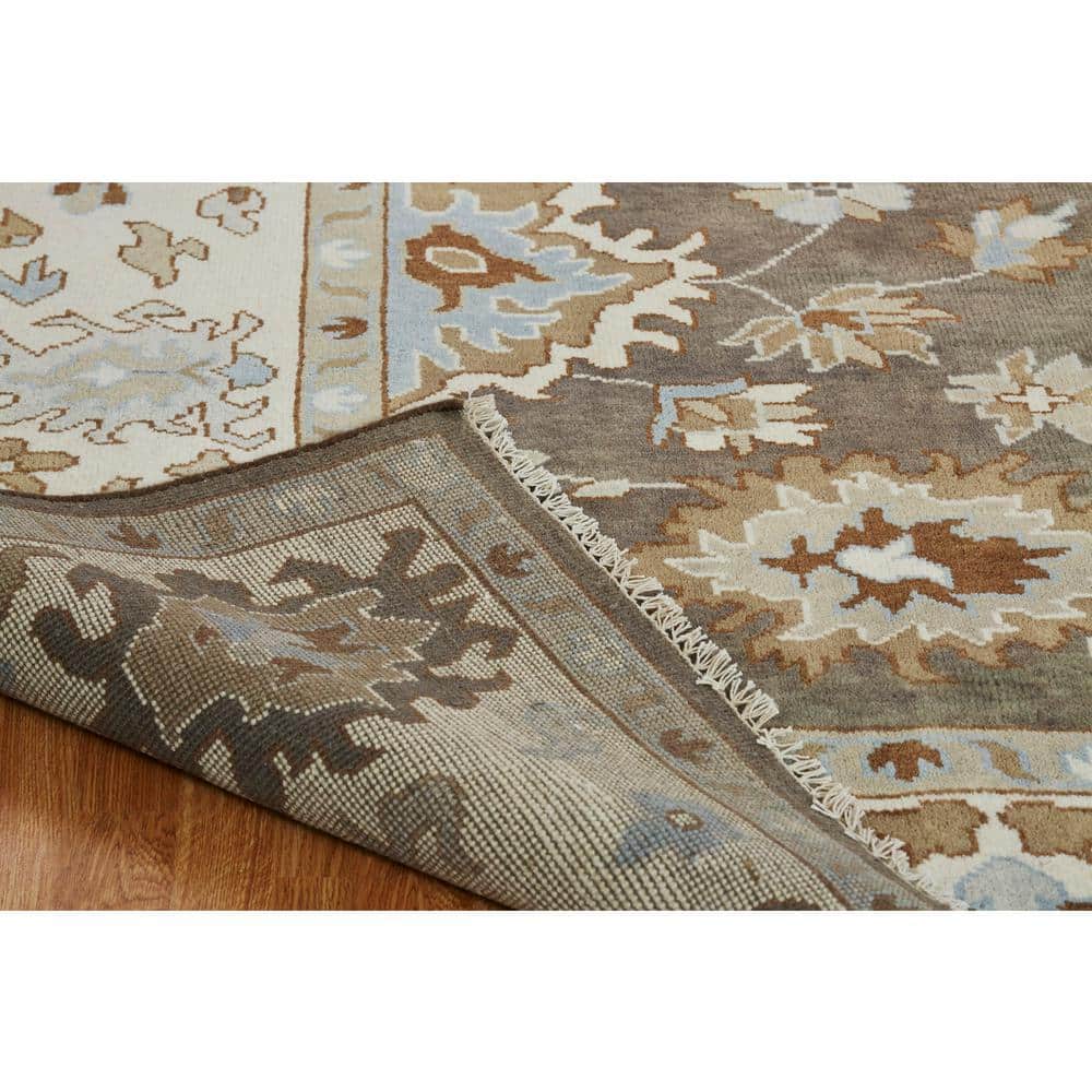 Hand-Knotted Ivory and Brown Wool 9' x 12' Area Rug