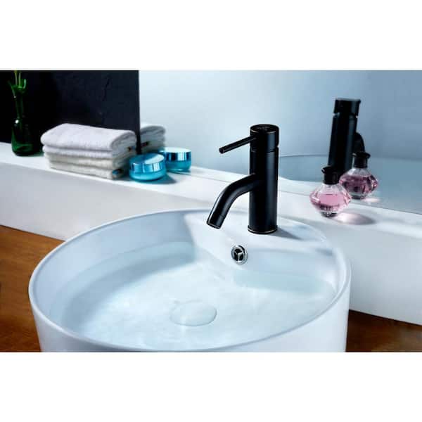 Bravo Series Single Hole Single-Handle Low-Arc Bathroom Faucet in Oil Rubbed Bronze
