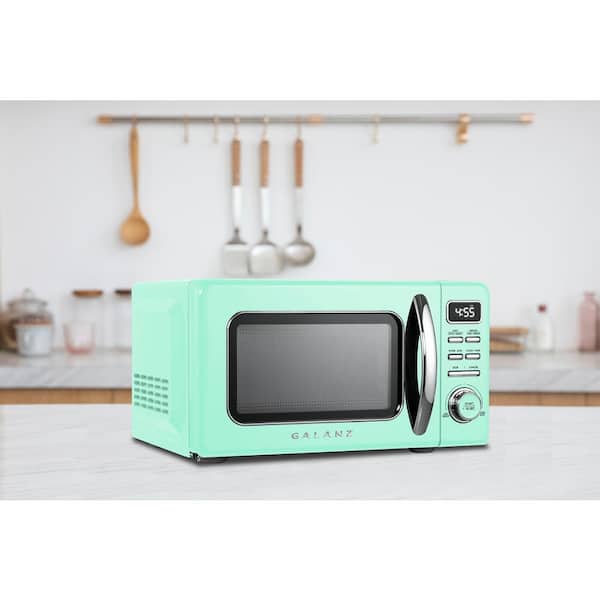 Galanz 0.7 Cu. Ft. 700 Watt Countertop Microwave Oven : Target
