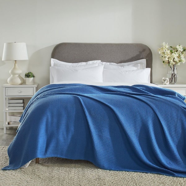 Better Trends Janiya Waffle King Size 100% Cotton Blanket in Navy