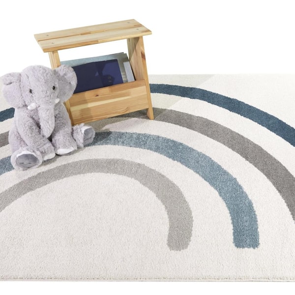 Kallee Blue 4 ft. x 6 ft. Rainbow Area Rug