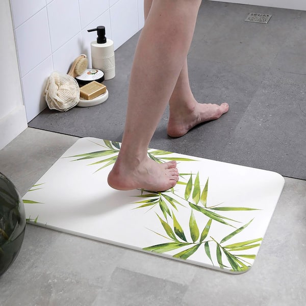 EVIDECO French home goods Diatomite Quick-Dry 16 in. W x 24 in. L White and Green Bamboo Leaves Diatomaceous Earth Rectangle Bath Mat