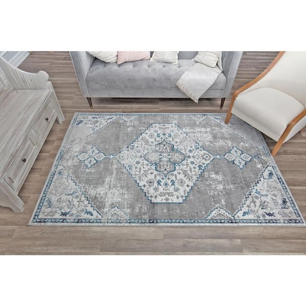 Freya Ash 2'6"x8' Farmhouse Area Rug