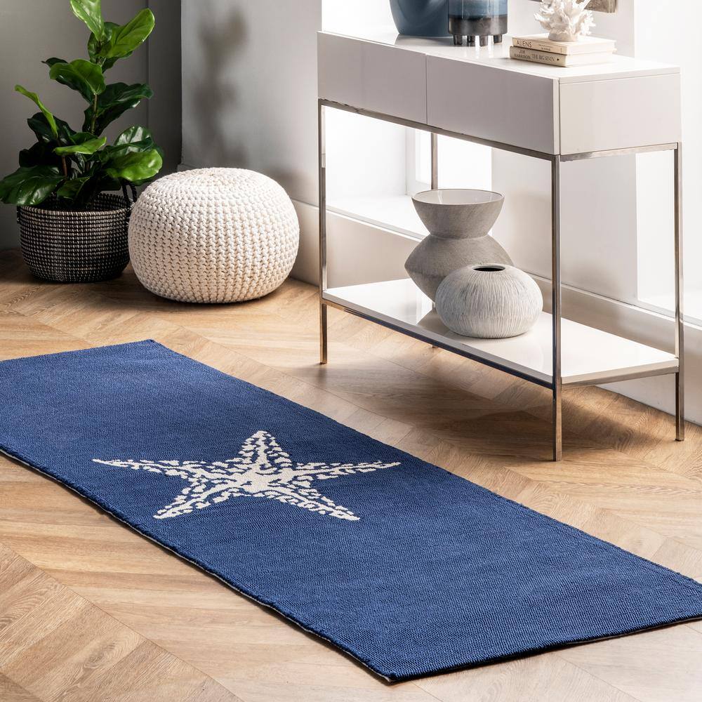 Navy Synthetic Starfish Indoor/Outdoor Runner Rug 2' x 6'