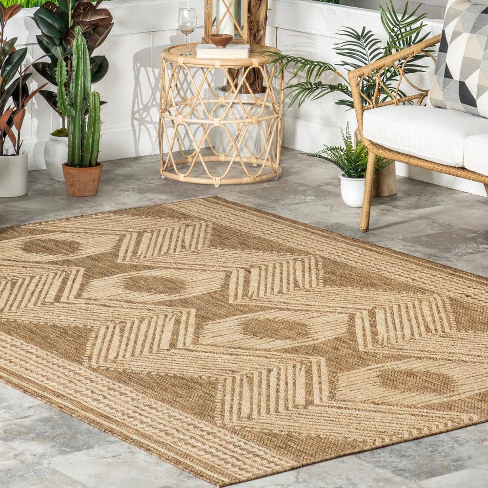Casual Bohemian Light Brown Tribal 5x8 ft Indoor/Outdoor Rug