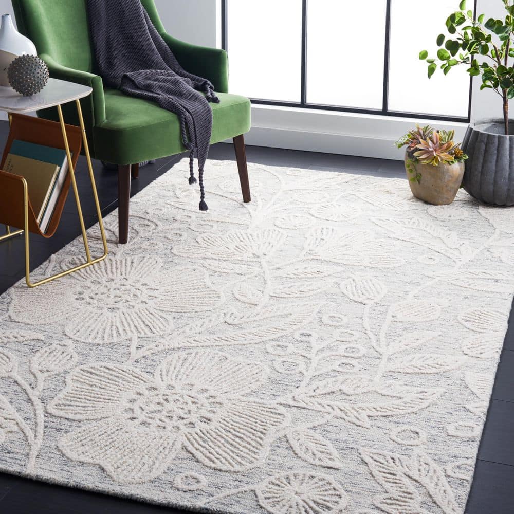 Grey and Ivory Floral Handmade Wool Area Rug 4' x 6'