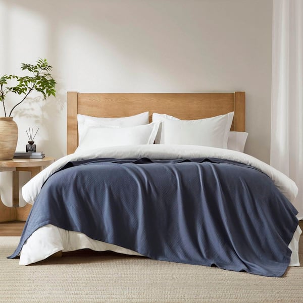 Madison Park Navy Liquid Cotton Full/Queen Blanket