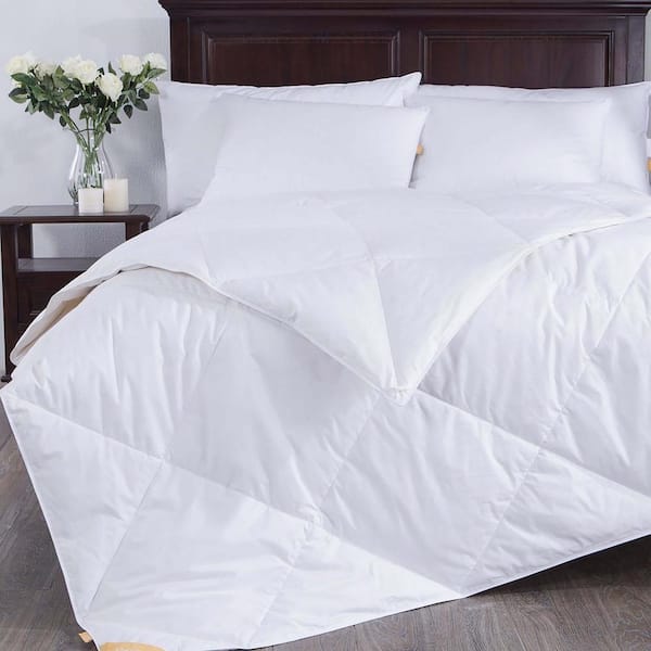 Puredown Light Warmth White Full/Queen Down Comforter