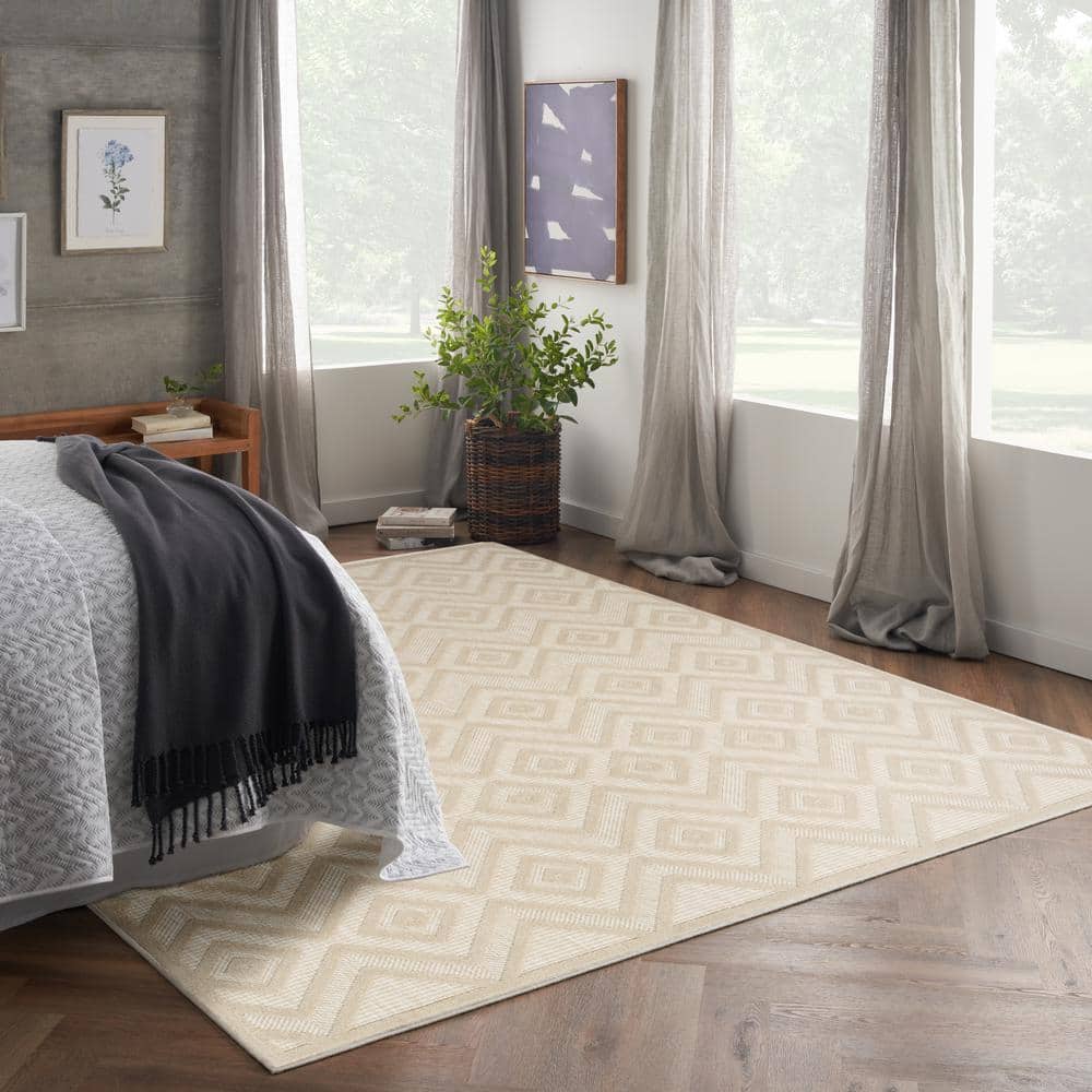 Cream Diamond Pattern 10' x 14' Synthetic Flatweave Area Rug