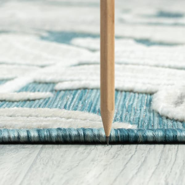Tropic Aqua 5 ft. x 7 ft. Floral Indoor/Outdoor Area Rug