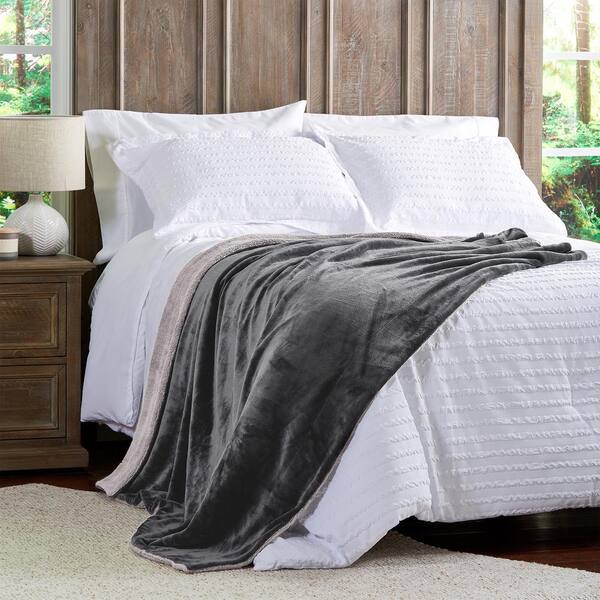 Light Grey & Slate Reversible Stitch Throw Blanket — EF Collection®