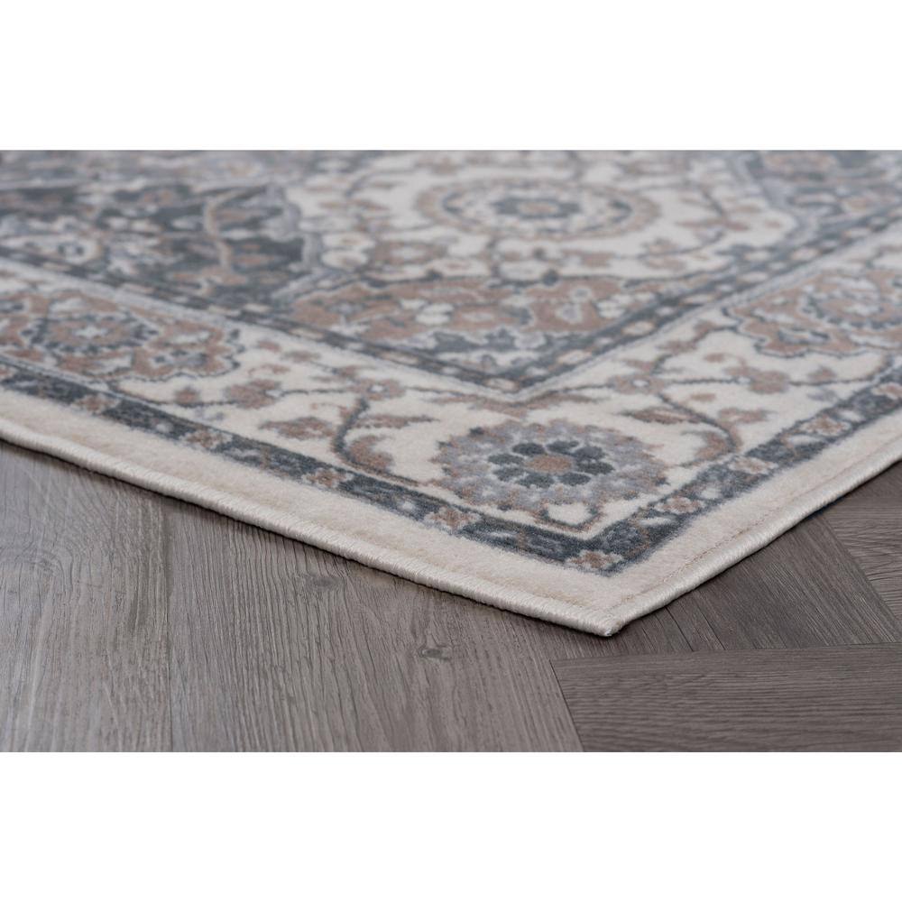 Madison Cream Synthetic 2' x 3' Rectangular Traditional Rug