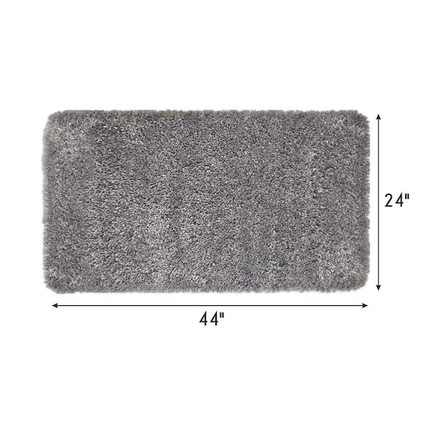 https://images.thdstatic.com/productImages/b16ef86b-5c53-4c0e-877f-f3a8bc359474/svn/gray-sussexhome-bathroom-rugs-bath-mats-cal-sld-gy-2x4-1f_600.jpg