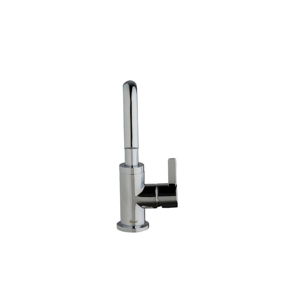 Polished Chrome Single Handle Lavatory Faucet with Drain Assembly