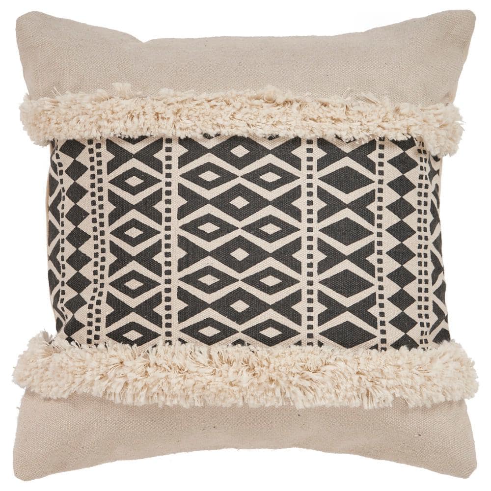 Eclectic Black Geometric Hypoallergenic Polyester 18 in. x 18 in. Indoor Th