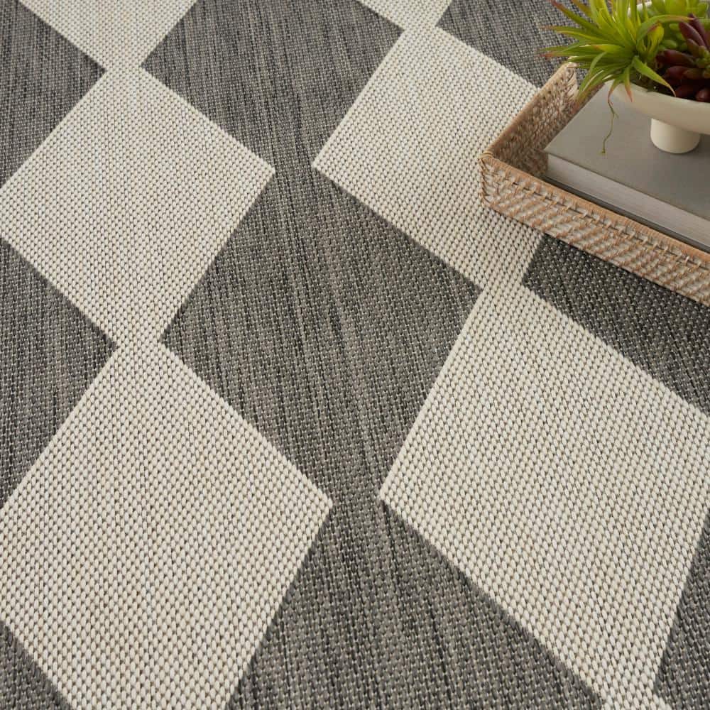 Charcoal and Off-White Diamond Pattern Synthetic 5' x 7' Rug