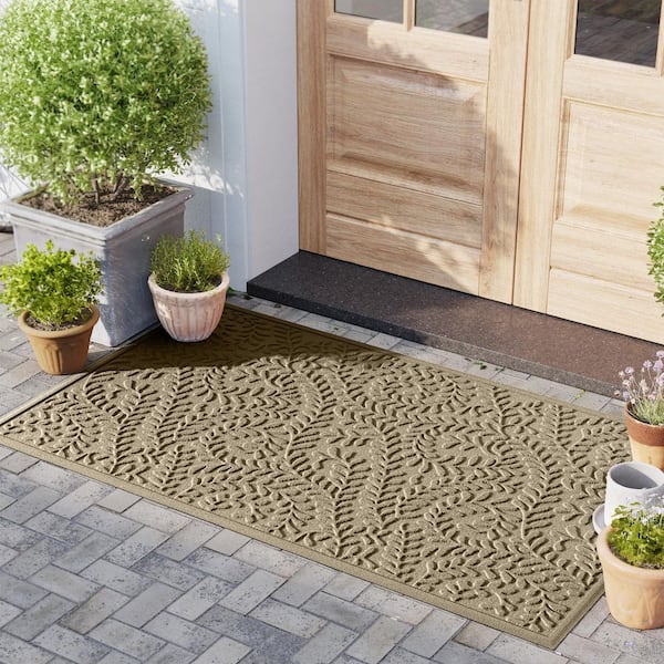 WaterHog Boxwood Camel 35 in. x 59 in. PET Polyester Indoor Outdoor Doormat