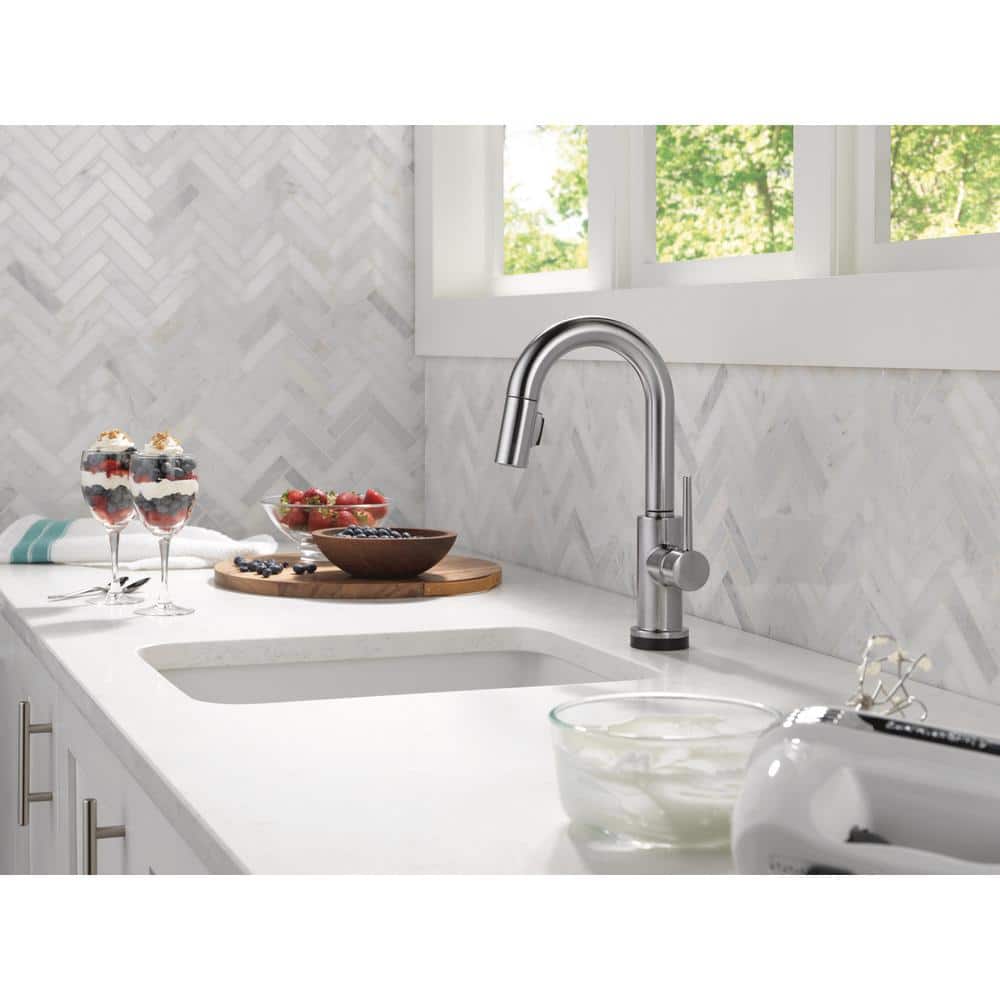 Stainless Steel Modern Pull-Down Kitchen Faucet with Touch Technology