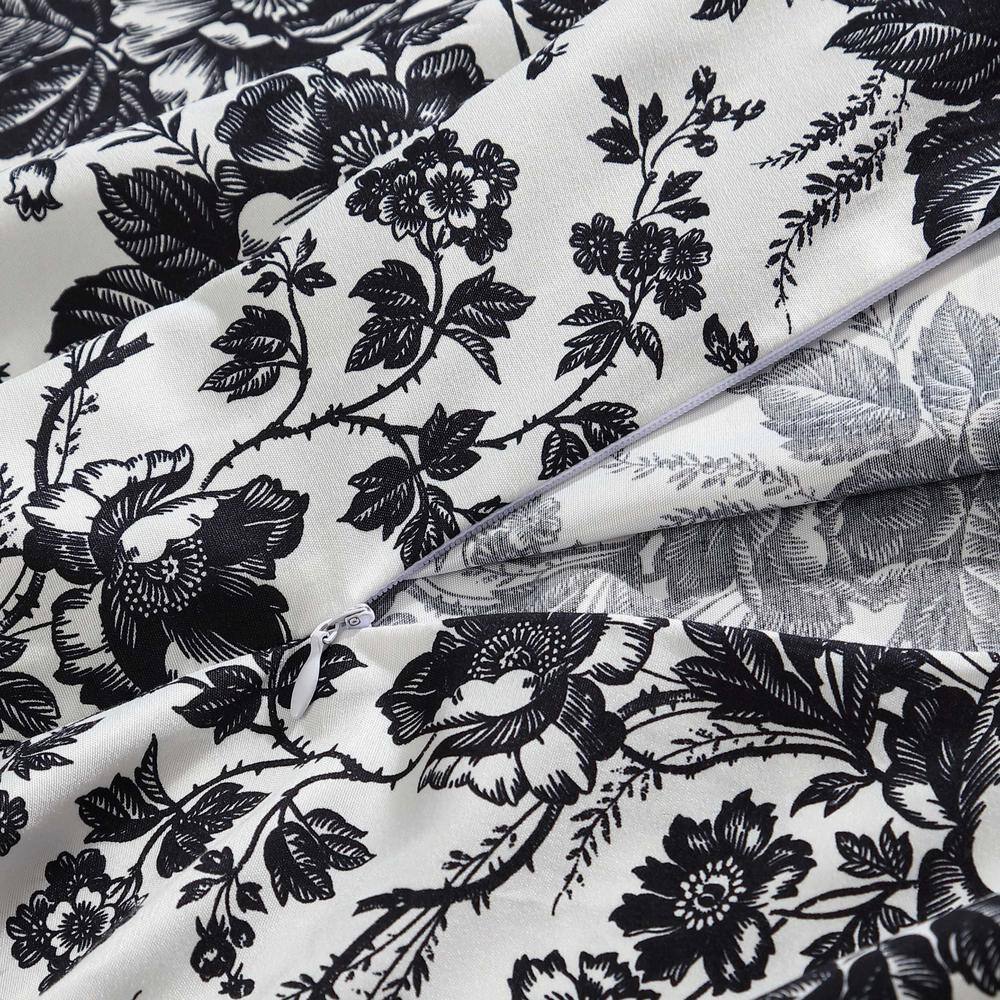 Betsey's Toile Black and White Microfiber Duvet Set