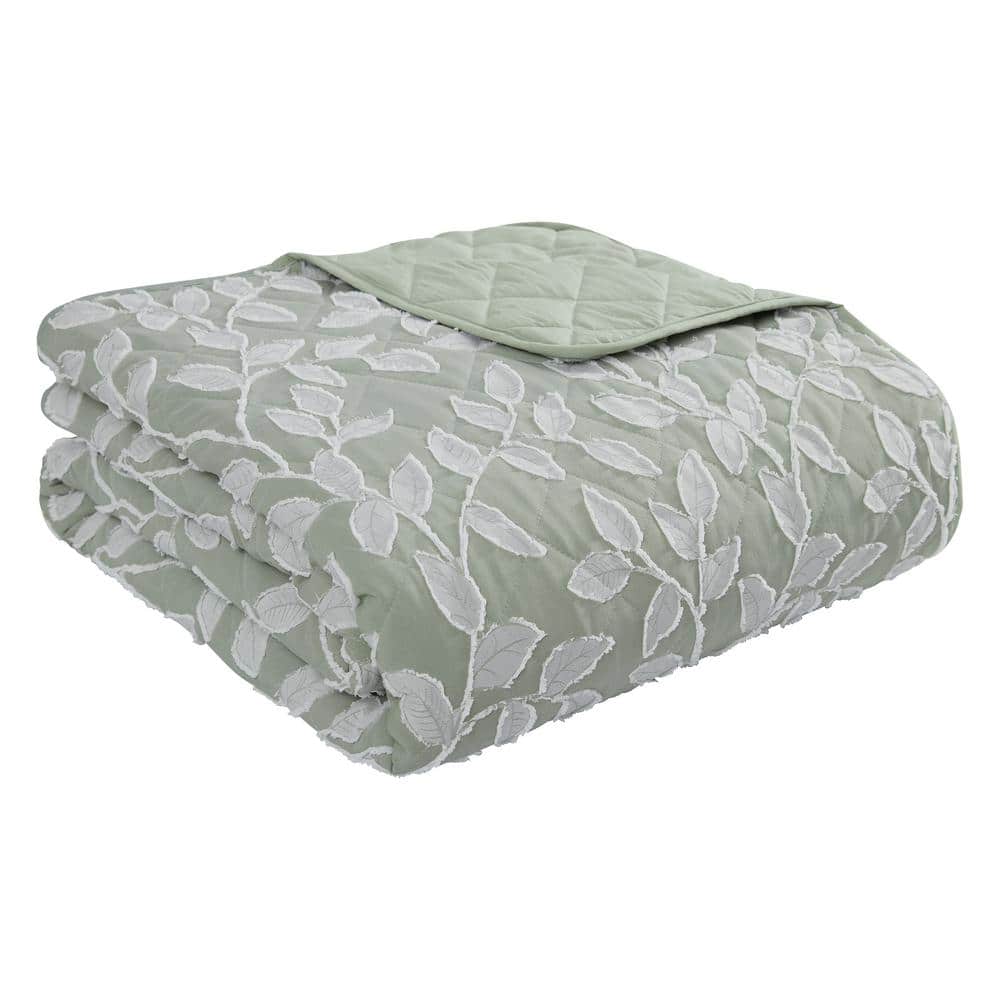 Sage Green and White Leaf Pattern King Quilt Set