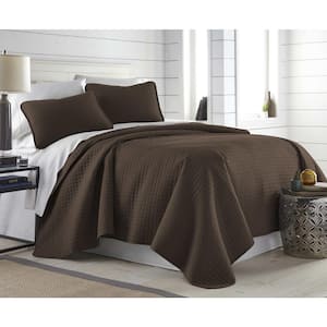 Vilano Oversized Brown Microfiber Twin Quilt and Sham Set
