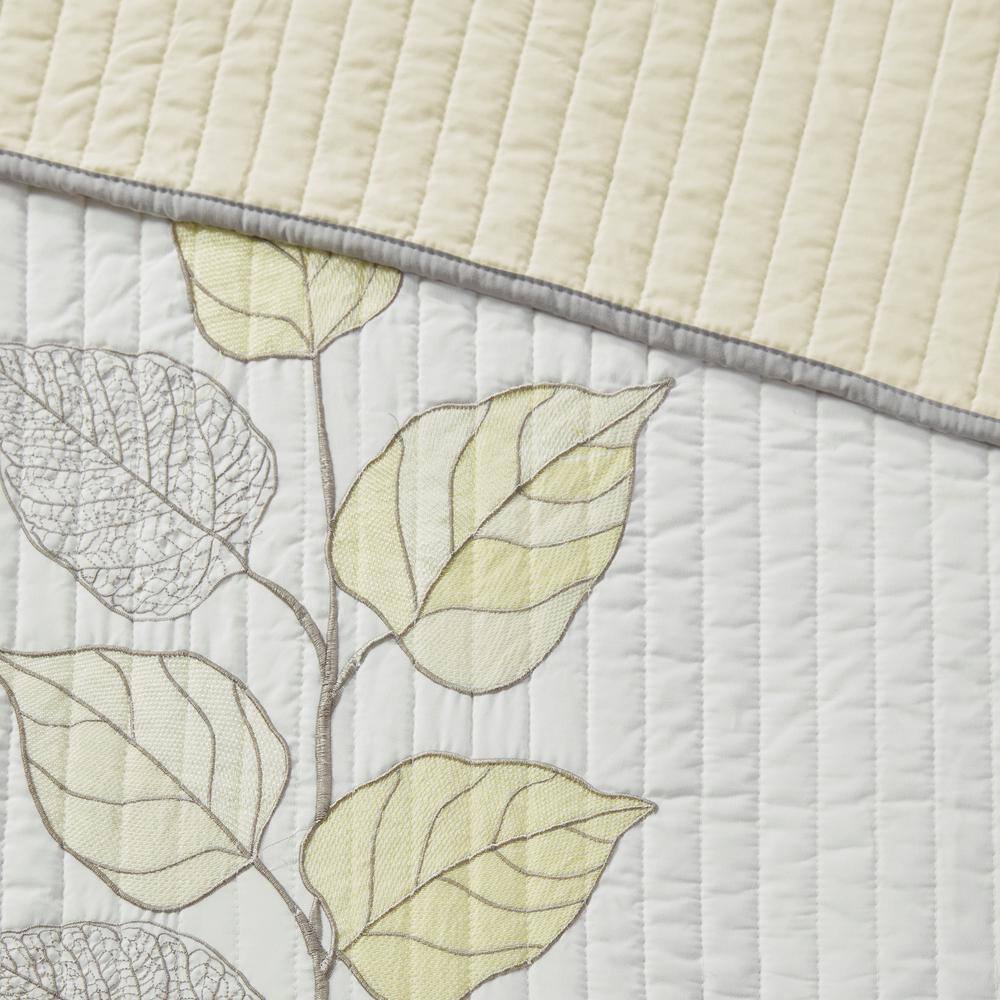 Yellow Reversible Embroidered Microfiber Full Quilt Set
