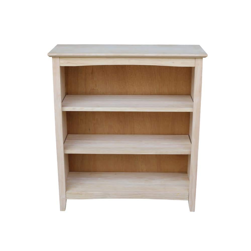 Traditional Elegant Adjustable Parawood Bookshelf - Brown