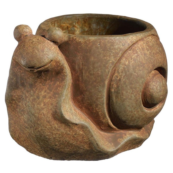 CHG CLASSIC HOME & GARDEN Small Rust Cement Snail Planter