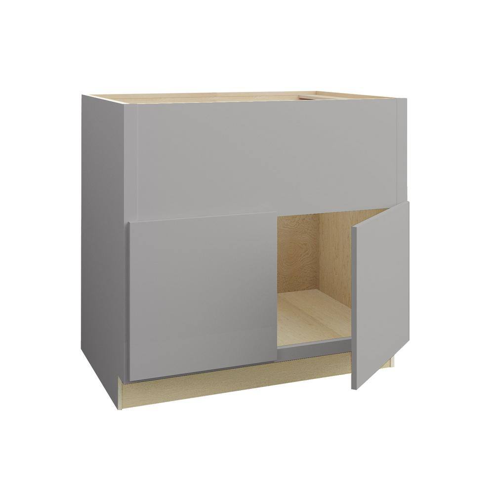 Hargrove 36 in. W x 24 in. D x 34.5 in. H Assembled Plywood Farm Sink Base 