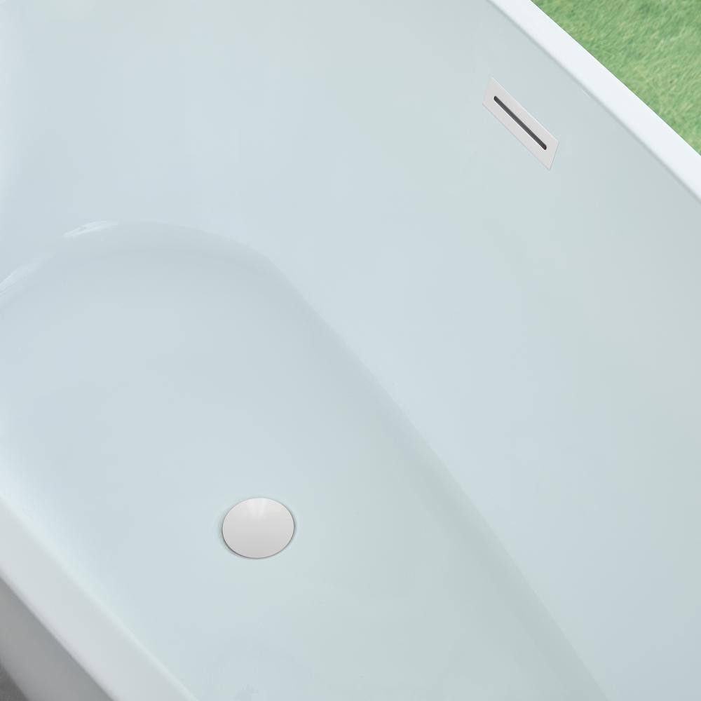 Pure White Acrylic Freestanding Soaking Bathtub