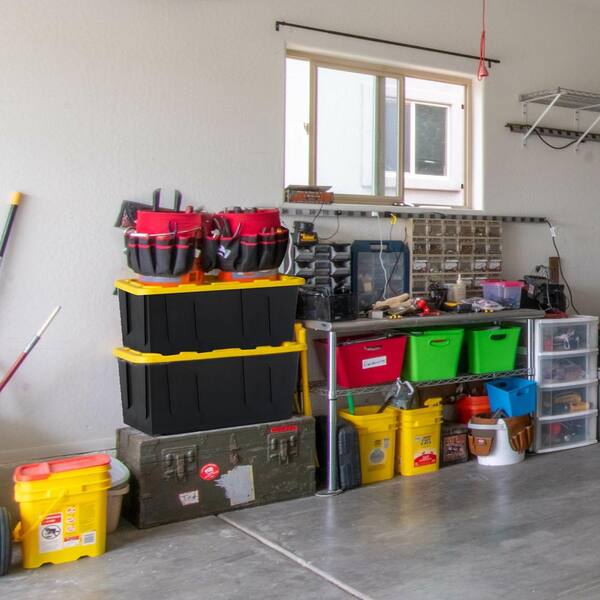 HOMZ Durabilt 15 Gal. Tough Flip Lid Storage Tote in Black/Yellow