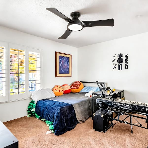 Modern 42 in. Black 3-Plywood Blades Flush Mount Standard Ceiling Fan with Full Spectrum LED Light and Remote Included