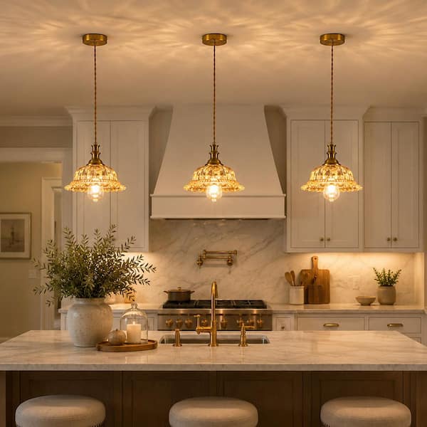 RayHome 9.84in 1-Light Vintage Brass Hanging Pendant Light with Amber Flower Glass Shade for Kitchen Island Dining Room