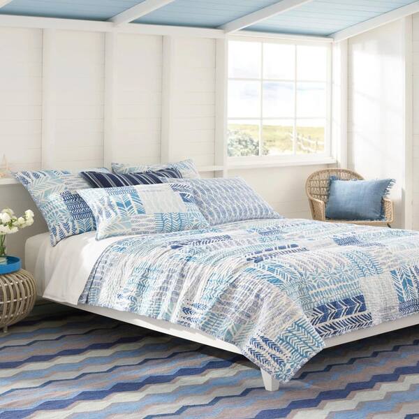 Safety Net Handwoven Blue 5 ft. x 8 ft. Outdoor Area Rug