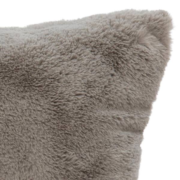 NUBE Agnes Gray Chinchilla Faux Fur Throw Pillow (18 in. x 18 in.)  PIL-RSPGR5050 - The Home Depot