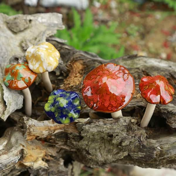 ITOPFOX Garden Decoration Ceramic Ornament Mushroom, Gift for Your Relatives, Friends, Colleagues, and Much More