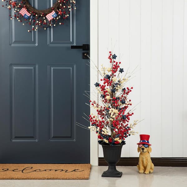 Glitzhome 36 in. H Patriotic / Americana Lighted Berry and Stars Urn Porch Tree, 20 Warm White Lights with Timer 2042000001
