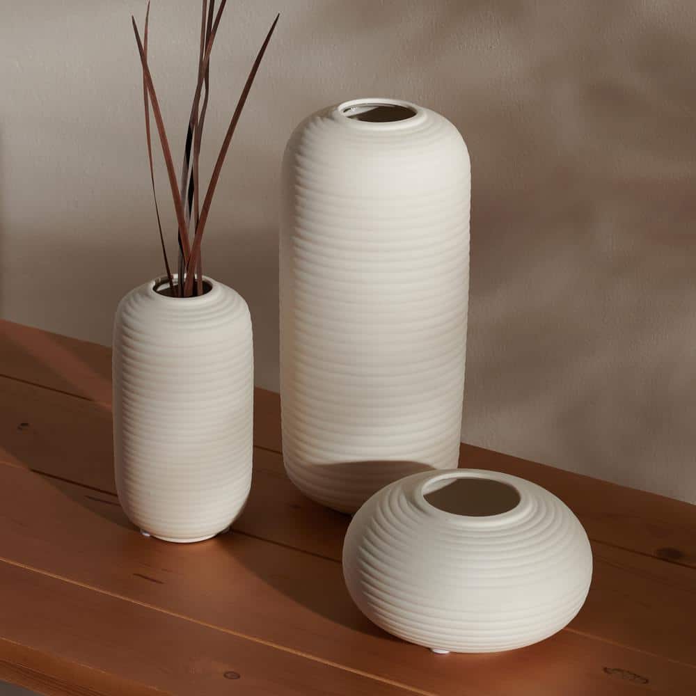 Ivory Ceramic Modern Decorative Vase Set, 3-Piece