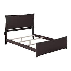 Metro Espresso Dark Brown Solid Wood Queen Traditional Panel Bed with Matching Footboard and Attachable Device Charger