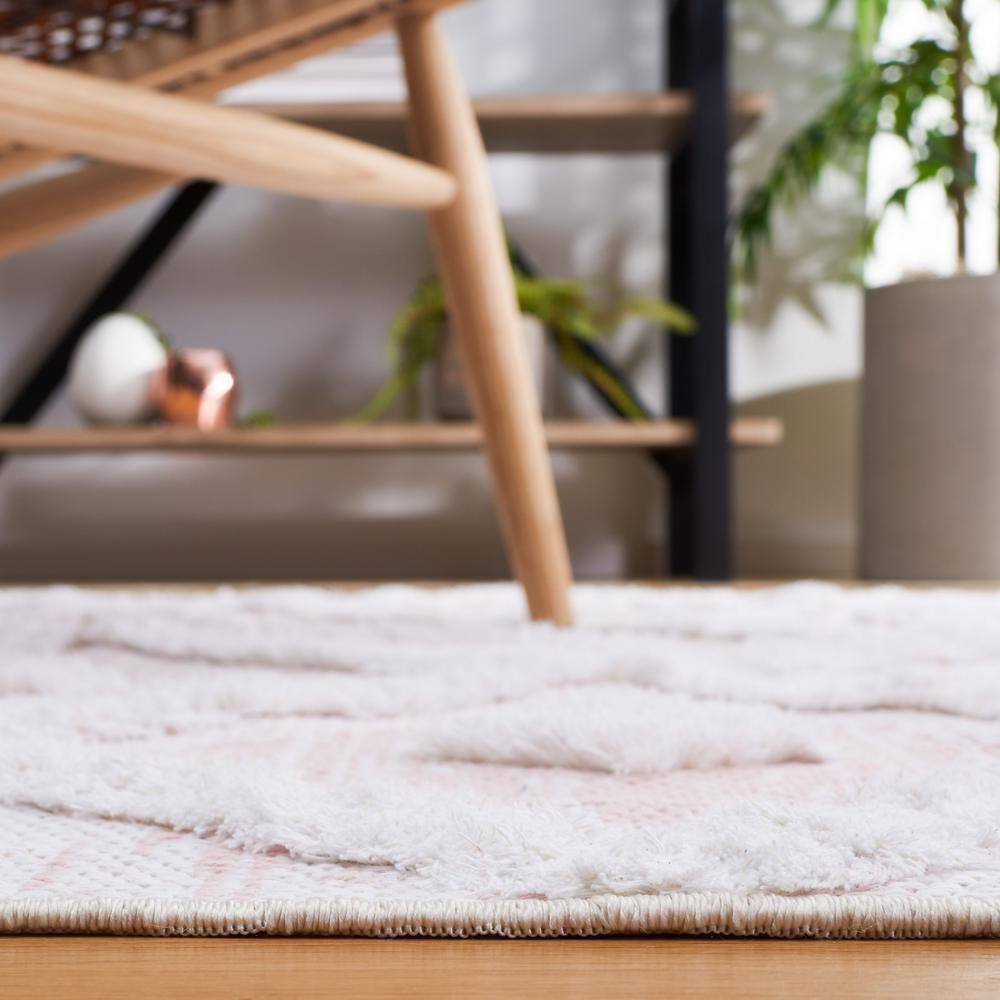 Ivory and Pink Boho-Mod Augustine 54'' Flat Woven Area Rug