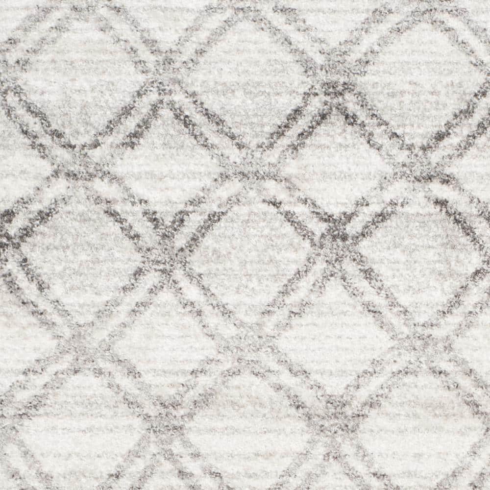 Chic Gray Geometric Tufted Rectangular Area Rug