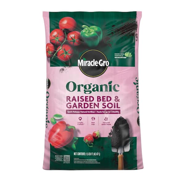 Miracle-Gro Organic Raised Bed and Garden Soil 1.5 cu. ft. with Quick Release Natural Fertilizer, Peat Free