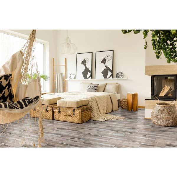Carolina Timber White 6 in. x 24 in. Matte Porcelain Wood Look Floor and Wall Tile (14 sq. ft./Case)
